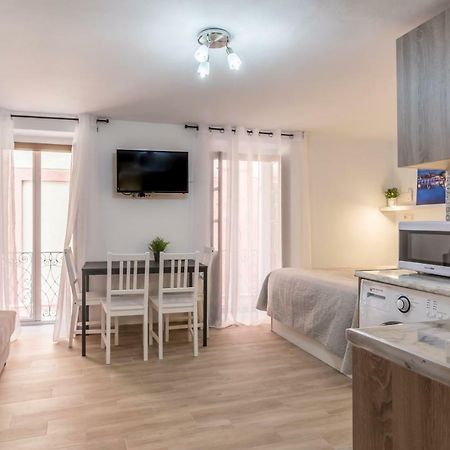 Sagasta Apartamento En Pleno Centro De Sevilla Exteriör bild